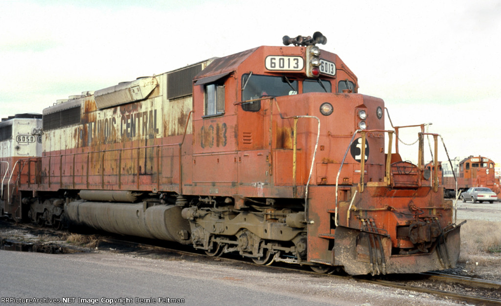 Illinois Central SD40A #6013 at East Thomas Yard 